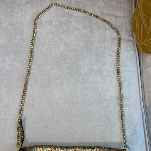 Henri Bendel crossbody, clutch with magnetic clips - Picture 9 of 11